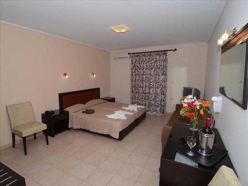Konstantin Beach Hotel Zakynthos Island ภายนอก รูปภาพ